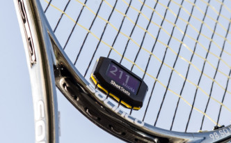 テニスラケットにネットワーク機能