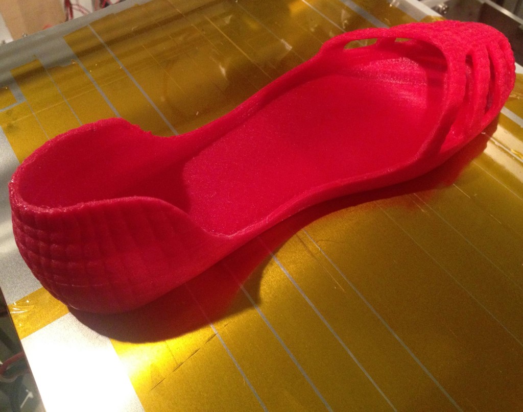 3Dプリンターで靴を出力